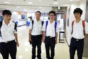 きちんと挨拶してくれました(経田君、武種君、西東君、嶋田君)